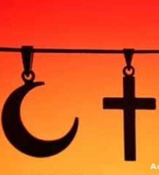 Cristianos y musulmanes, dos religiones que cuentan con grupos fanáticos.